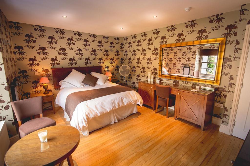 Hickman Hill Hotel 2*